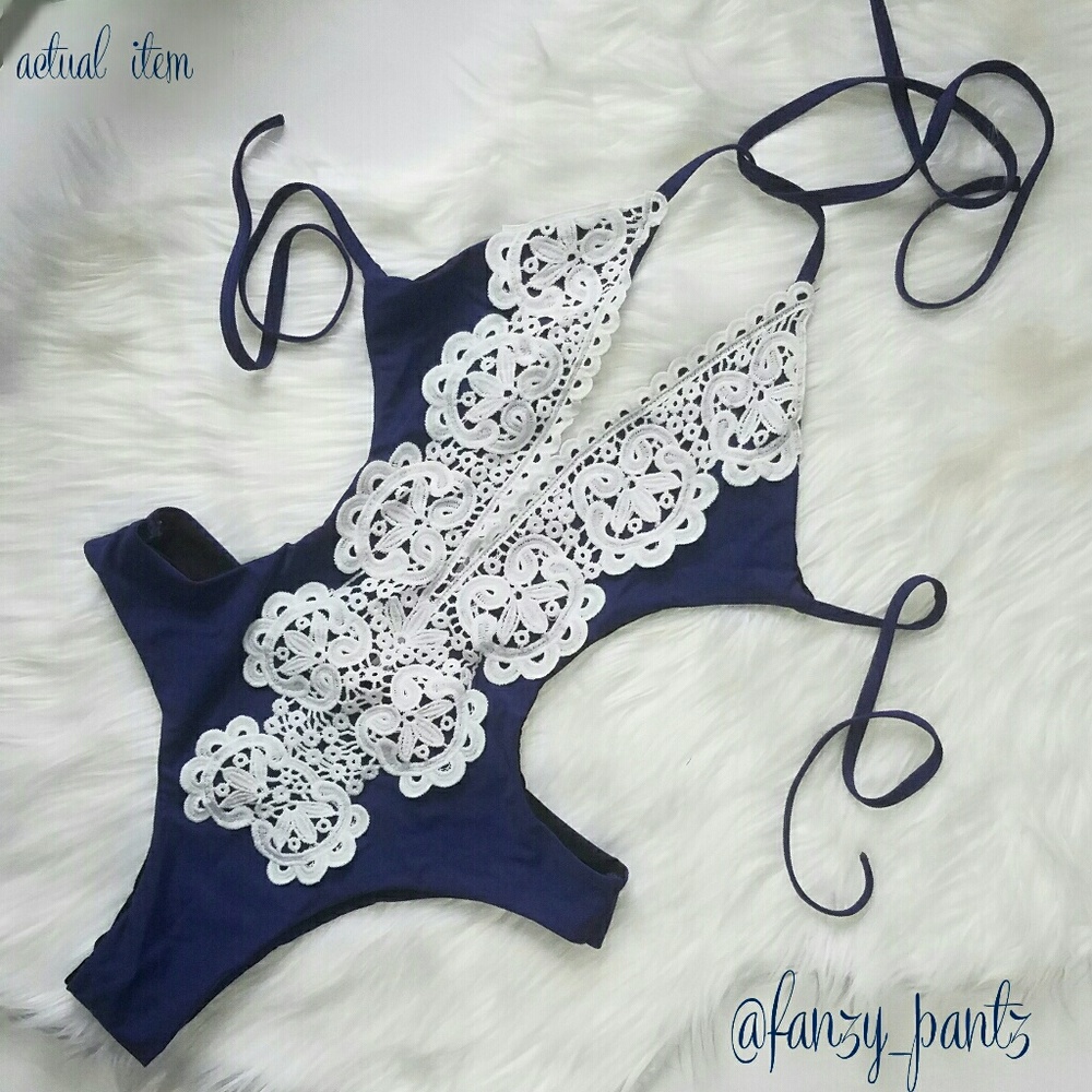 One piece cut out monokini swimsuit - Picture 4 of 4